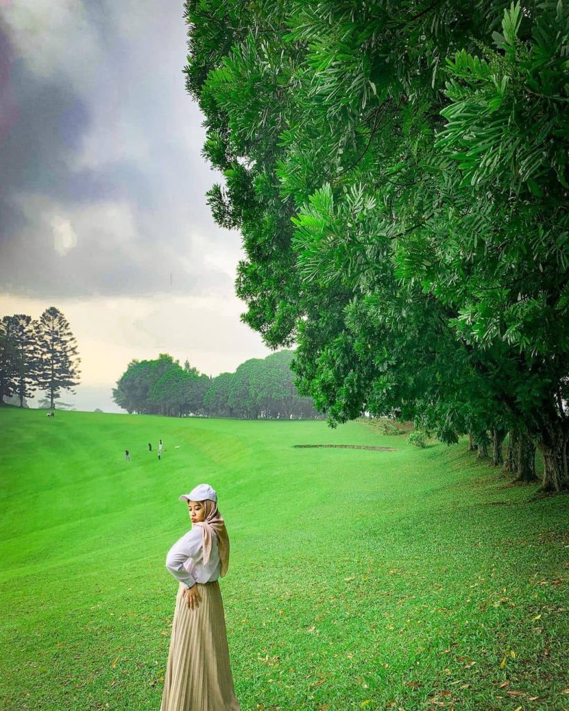 Foto Lapangan Golf Ngamplang Garut, Image From @petualanganshofia